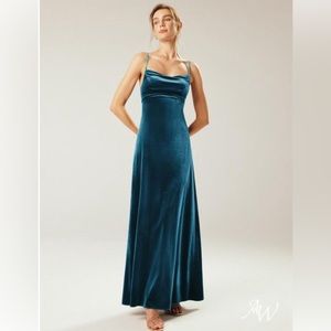 AW Tuanku Dress size 8 in Midnight Blue